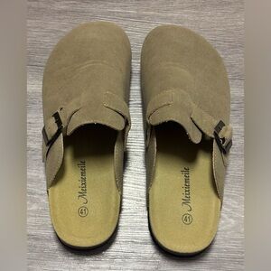 NWT Meixiemeile Suede Clogs – Taupe/Khaki – Size 41/ Women’s 9.5/ Men’s 8
